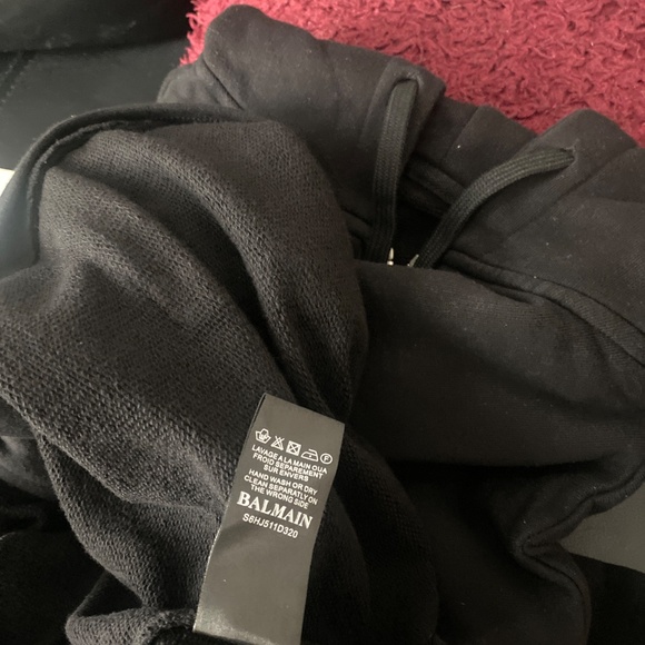 BALMAIN Vintage Crest Hoodie Size L - Picture 11 of 16